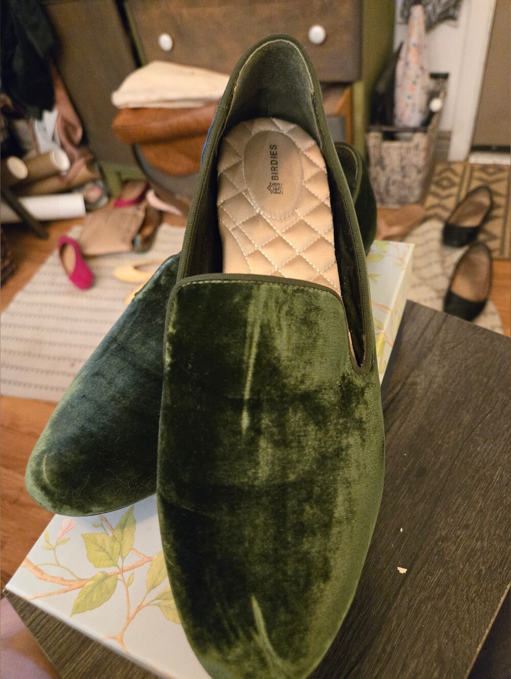 Birdies The Starling Velvet Slip-On Loafer in Olive Green Size 12